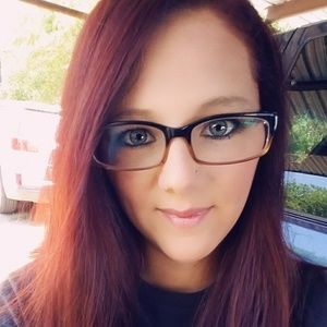 Meet your Posher, Dakota